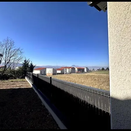 Βίλα Grand En Auvergne